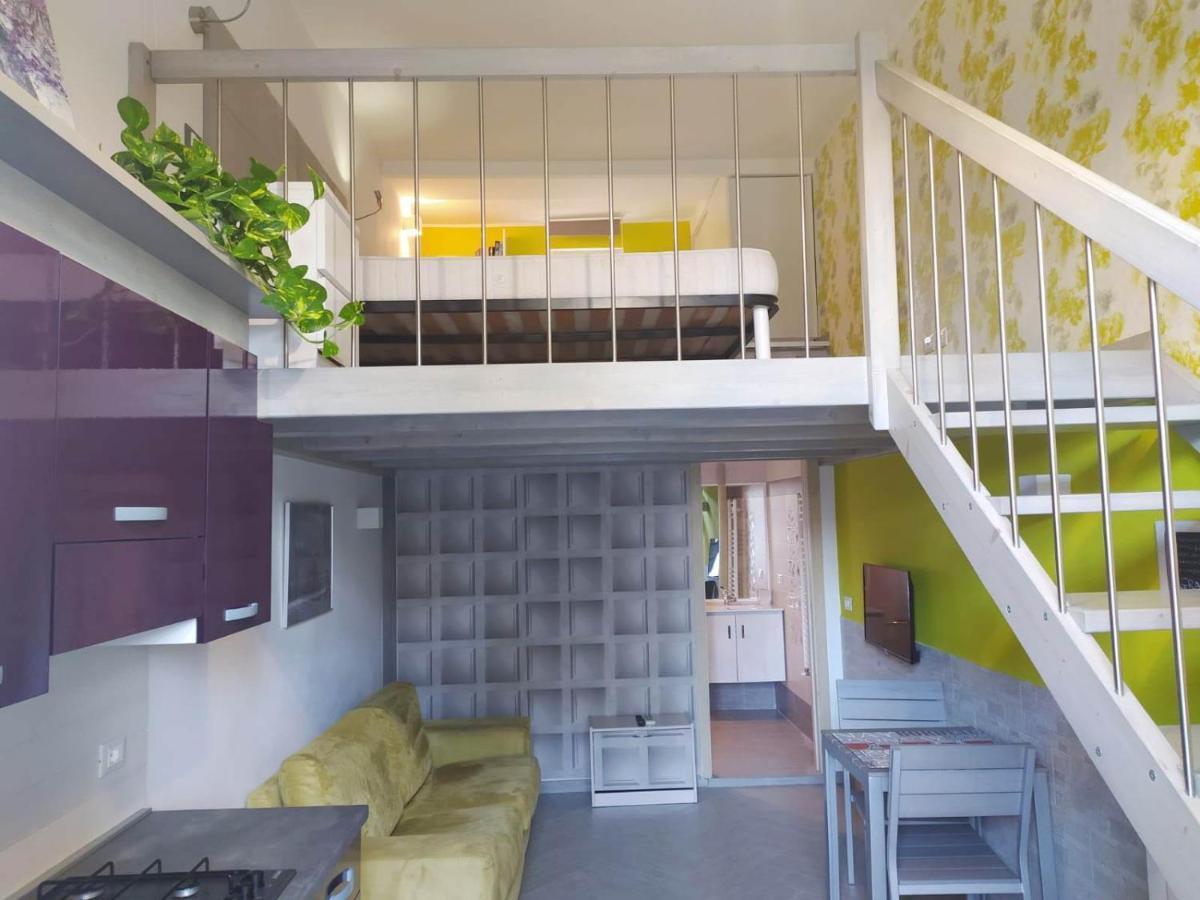ペスカーラMini Loft Fronte Mareアパートメント エクステリア 写真